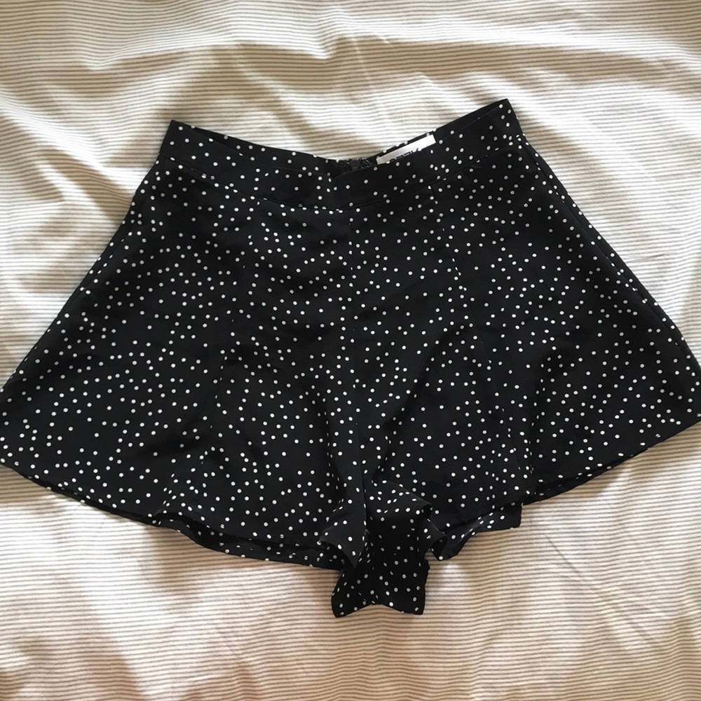 LF seek the label shorts
